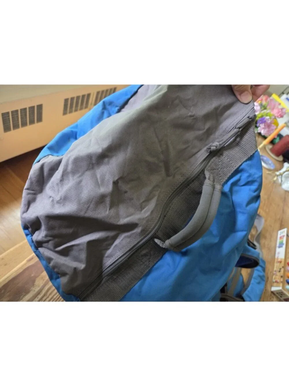 36" Outdoor Products Huge Duffle Bag Blue Durability w Shoulder Strap 36x18x18" - Picture 3 of 10
